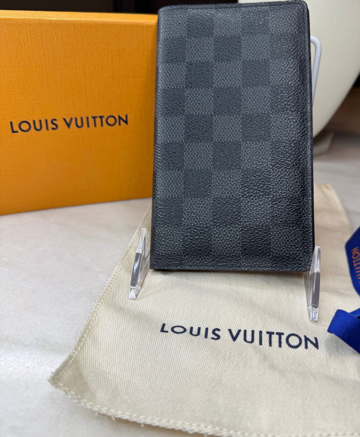 Louis Vuitton Damier Graphite Bi-fold Wallet (pre-owned)